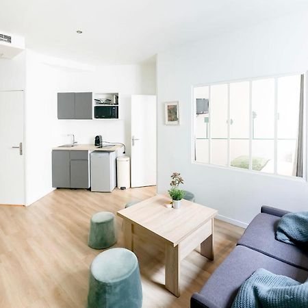 Green Apartment Near Montmartre And Opera Paris Exterior photo