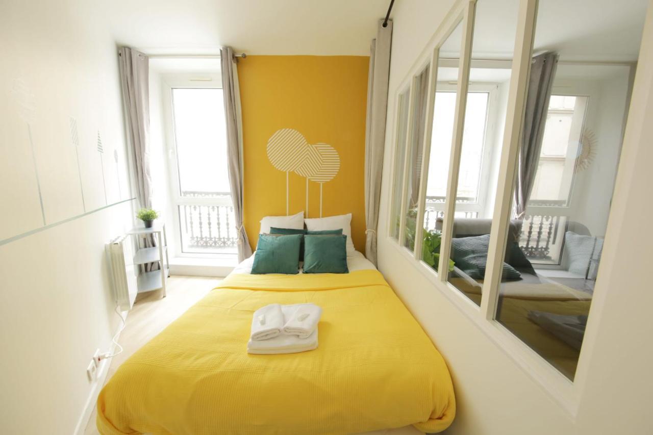 Green Apartment Near Montmartre And Opera Paris Exterior photo